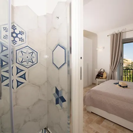 Casamia Guest house *